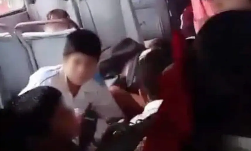 Atacan a balazos a chofer mientras transportaba estudiantes en Escuinapa, Sinaloa