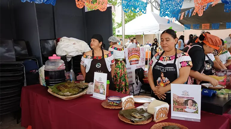 Inauguran segunda edici&oacute;n de "La Tamaliza" de la colonia Gil y S&aacute;enz