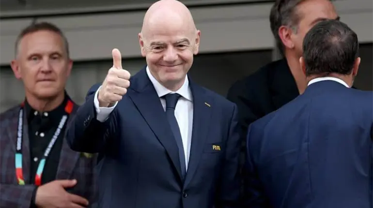 Infantino afirma que nunca consider&oacute; renunciar a la FIFA