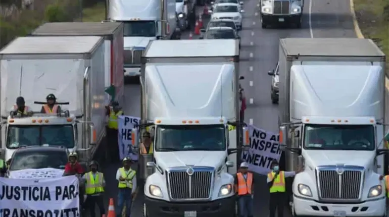 Transportistas anuncian paro nacional indefinido a partir del 26 de octubre