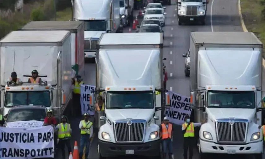 Transportistas anuncian paro nacional indefinido a partir del 26 de octubre