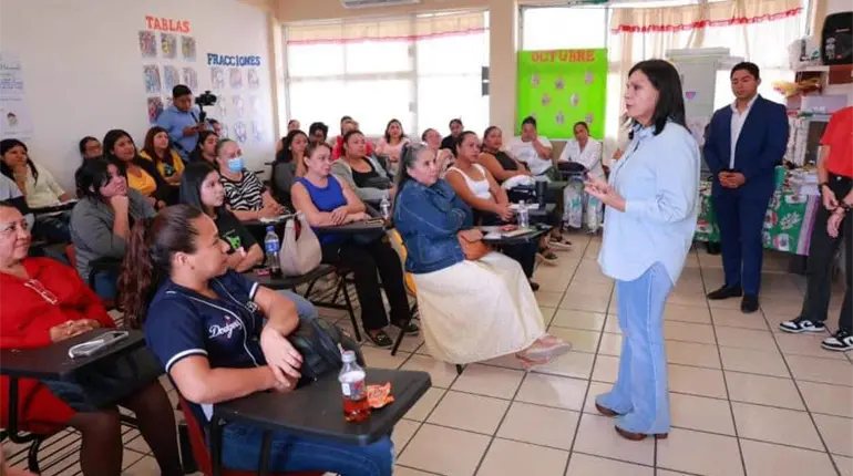 Concluye capacitaci&oacute;n Generaci&oacute;n 10 del programa Mujeres al Centro