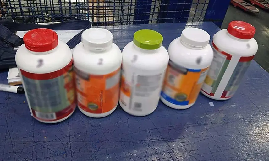 Decomisan medicamentos, perfumes y productos de belleza ilegales en aduanas de Michoacán y del AICM