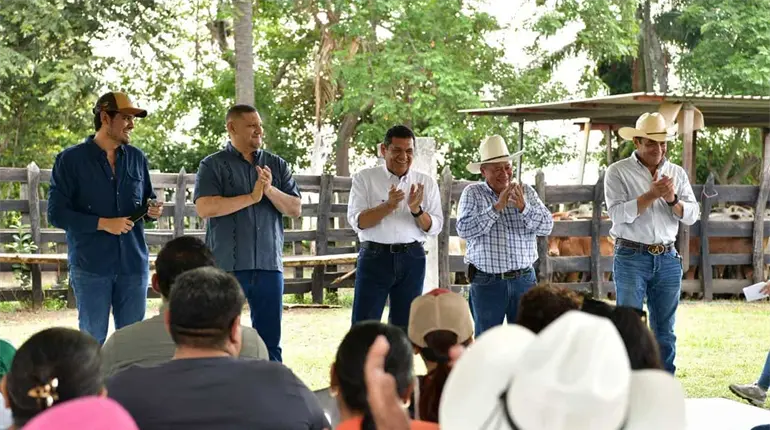 Cr&eacute;dito Ganadero cerrar&aacute; este a&ntilde;o con 1,500 beneficiados, resalta Javier May