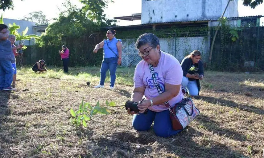 Cambio climático erosiona las cosas de Tabasco, advierten en jornada de reforestación en Centro