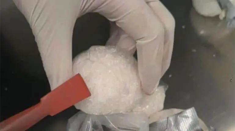 Aseguran droga oculta en videojuegos con destino a Reino Unido en el AICM