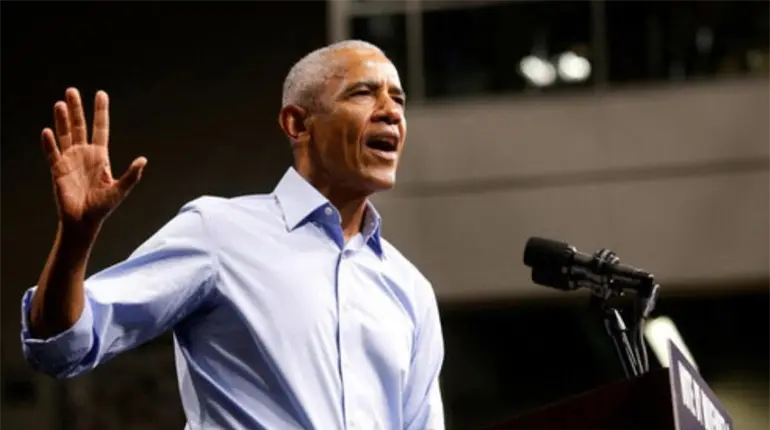Reaparece Obama previo a elecciones intermedias en Ohio; se lanza contra Trump