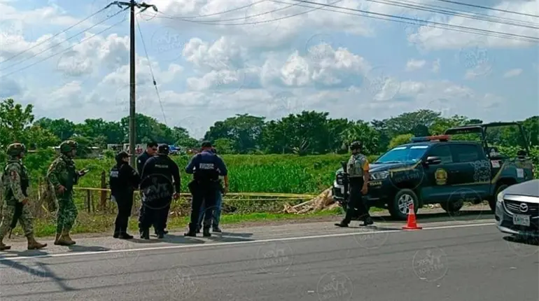 Encuentran 3 cuerpos en la Villahermosa-Frontera