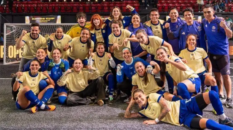 Futbolista tabasque&ntilde;a Roxana Torres se queda con el subcampeonato de la Queens League con el Am&eacute;rica