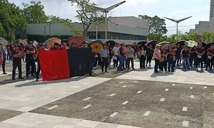 Exige STAIUJAT pago de finiquitos y mejora en el servicio médico