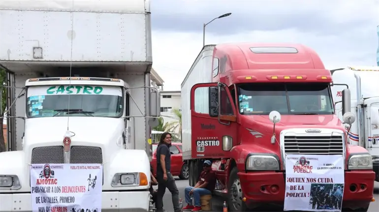 Gobierno de Tabasco llama a tomar precauciones por movilizaci&oacute;n de transportistas en la Villahermosa-C&aacute;rdenas