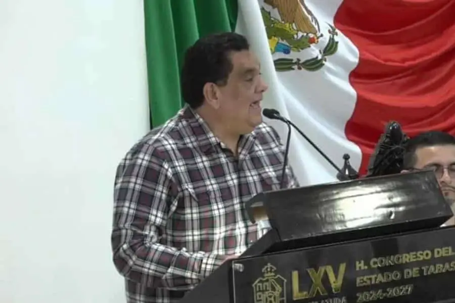 Acusa PRD al secretario de Salud de favorecer la presunta red de corrupción vinculada a Andy y Amílcar Acusa PRD al secretario de Salud de favorecer la presunta red de corrupción vinculada a Andy y Amílcar