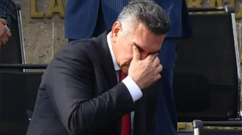 Vandalito, Alejandro Moreno se ve involucrado en confrontaci&oacute;n con ciudadano en Ensenada, BJ