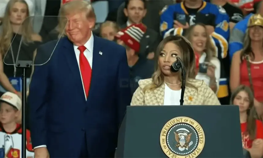 "Imposible no verlo" dice Trump sobre el trasero de Nicki Minaj durante mitin