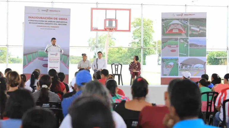 Celebra Comalcalco su 199 aniversario con entrega de una nueva Unidad Deportiva