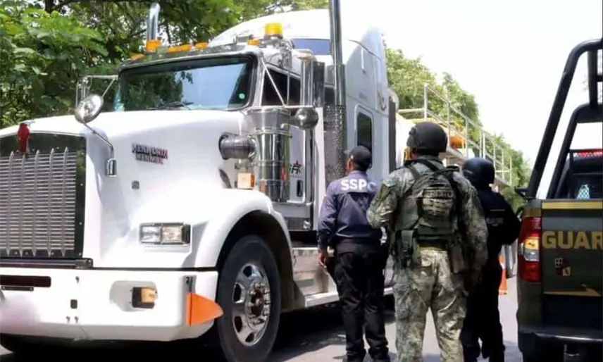 Dan 12 años de prisión a hombre por transporte ilegal de hidrocarburo en Tabasco