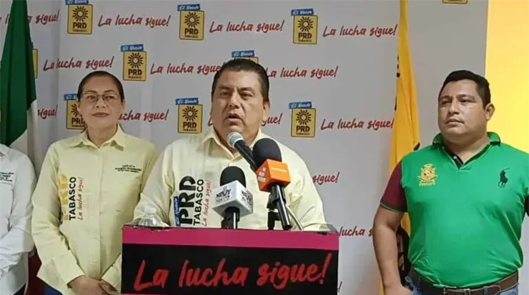 Desafortunadas declaraciones de Pep&iacute;n de sugerir a oposici&oacute;n escuchar informes trimestrales de May: PRD