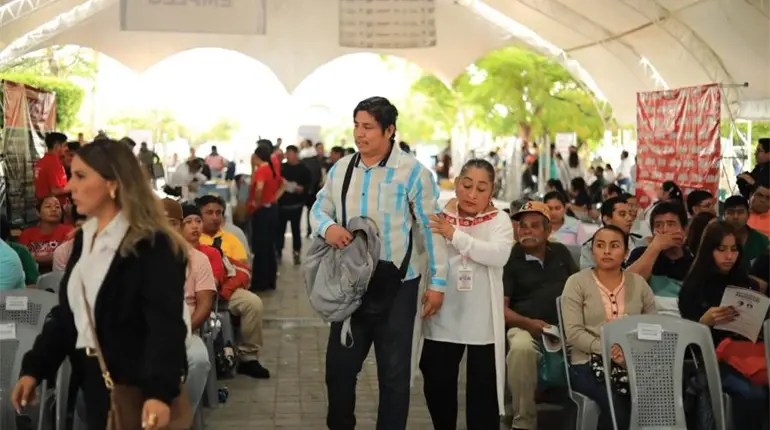 Celebran segunda Feria Nacional del Empleo para grupos vulnerables 2026, en Comalcalco