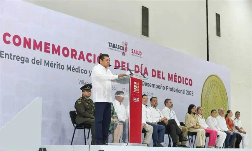 "¿No qué muy transparente?": PRD a May por desestimar reportaje sobre adquisición irregular de medicamentos