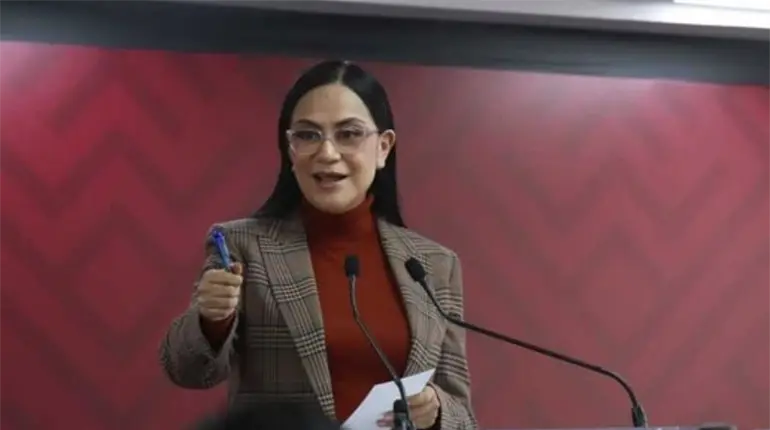 Ariadna Montiel exige una disculpa tras ser acusada de tener una reuni&oacute;n con un criminal