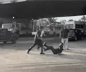 Graban violento enfrentamiento bajo el puente La Isla; un hombre termin&oacute; inconsciente