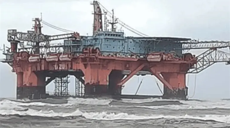 Sin incidentes de robos a plataformas petroleras en costas de Tabasco, reporta Tercera Regi&oacute;n Naval