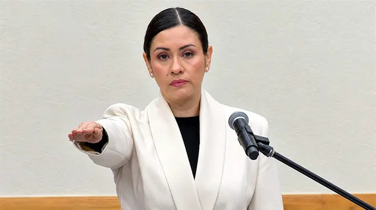 Eligen a Blanca Cruz como consejera presidenta provisional del INE