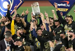 Cerveceros de Milwaukee ganan su primera Serie Mundial
