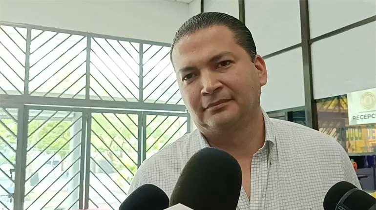 Todos los entes p&uacute;blicos tienen que rendir cuentas: Bracamonte ante pleito TET y el OSFE