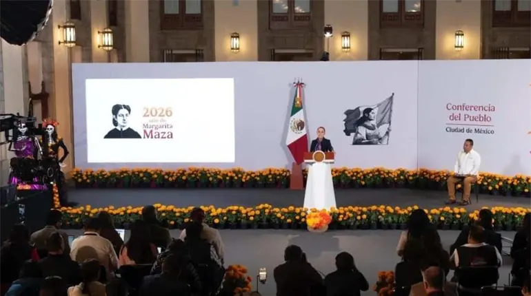 Extra&ntilde;an la "democracia del chayote" responde Sheinbaum a intelectuales que critican a la 4T