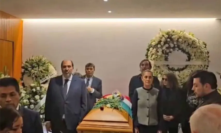 Sheinbaum monta guardia de honor durante funeral de Cuauhtémoc Cárdenas