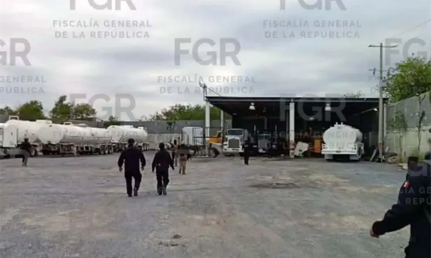 Asegura FGR 1.5 millones de litros de huachicol y más de 100 vehículos en Reynosa