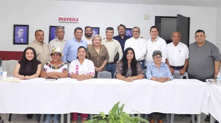 Andy L&oacute;pez participa en reuni&oacute;n de aspirantes de Morena a una candidatura federal