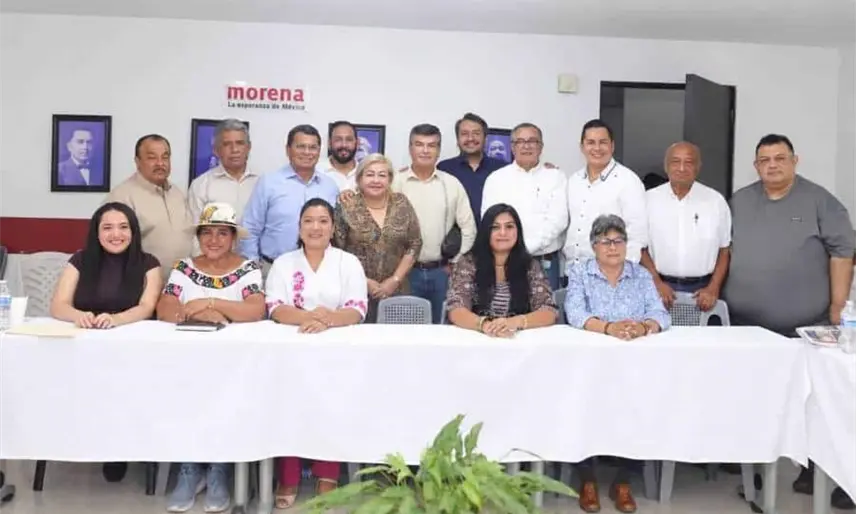 Andy López participa en reunión de aspirantes de Morena a una candidatura federal