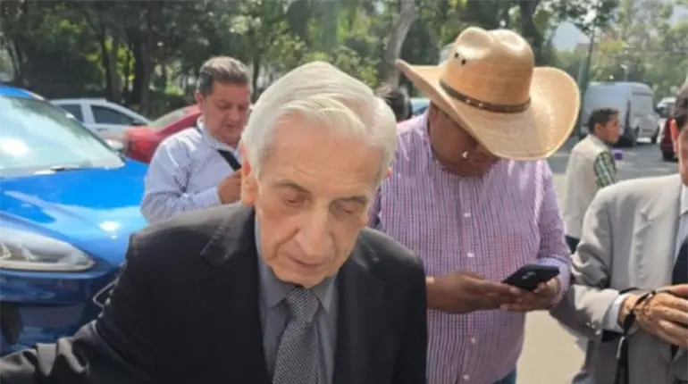 "Hubiera sido un gran presidente": Arturo N&uacute;&ntilde;ez en funeral del Ing. C&aacute;rdenas