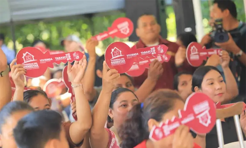 Entrega Gobernador viviendas del Bienestar en Huimanguillo