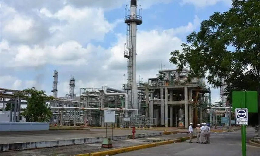 Anuncia Pemex desfogues controlados por mantenimiento de Plantas en Poza Rica